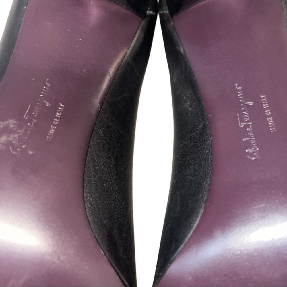 EUC Women's Salvatore Ferragamo Black Leather Loafer Heels 9.5 Classic Neutral - Picture 5 of 9